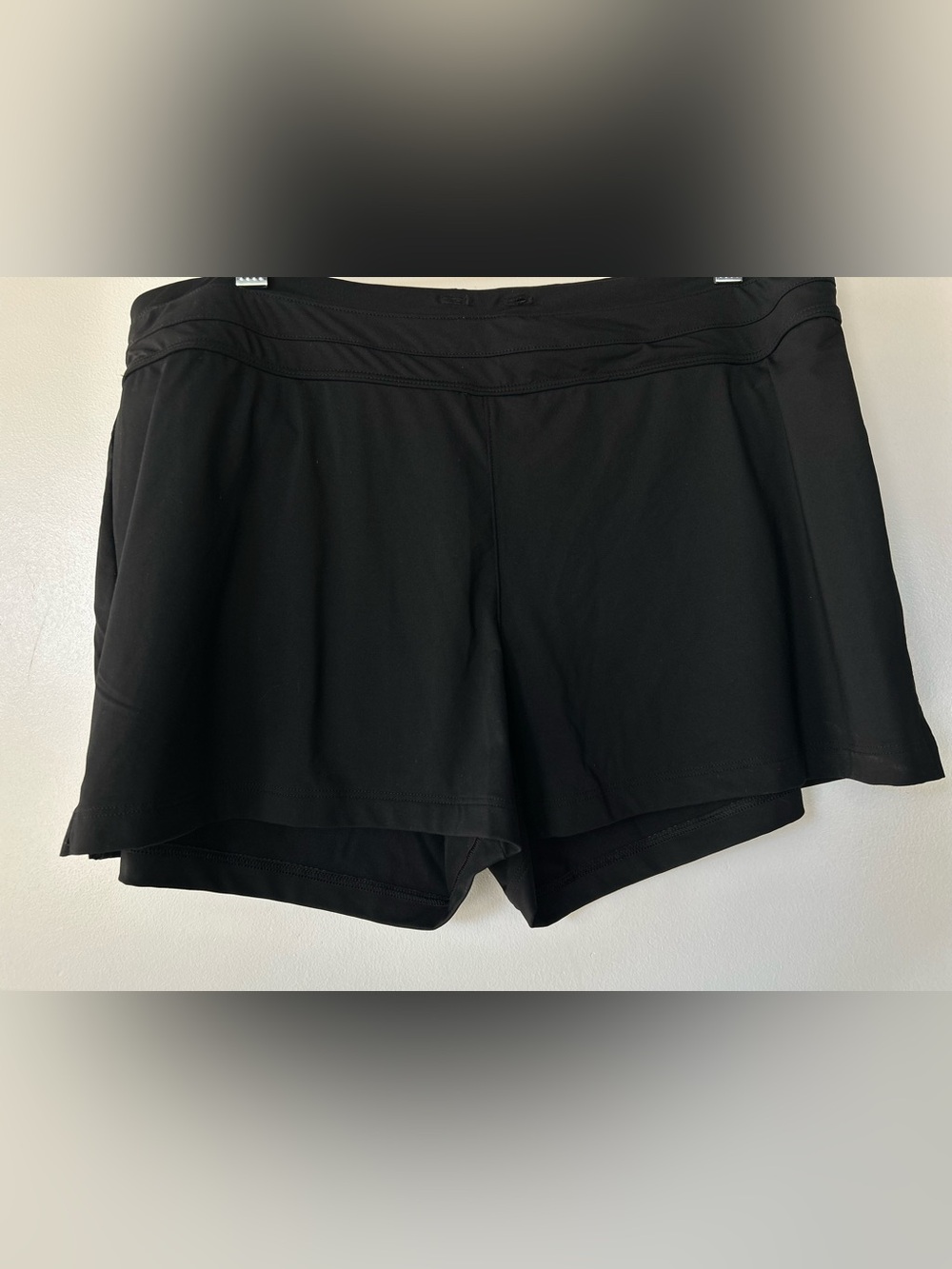 Athleta: Kata Surge Short